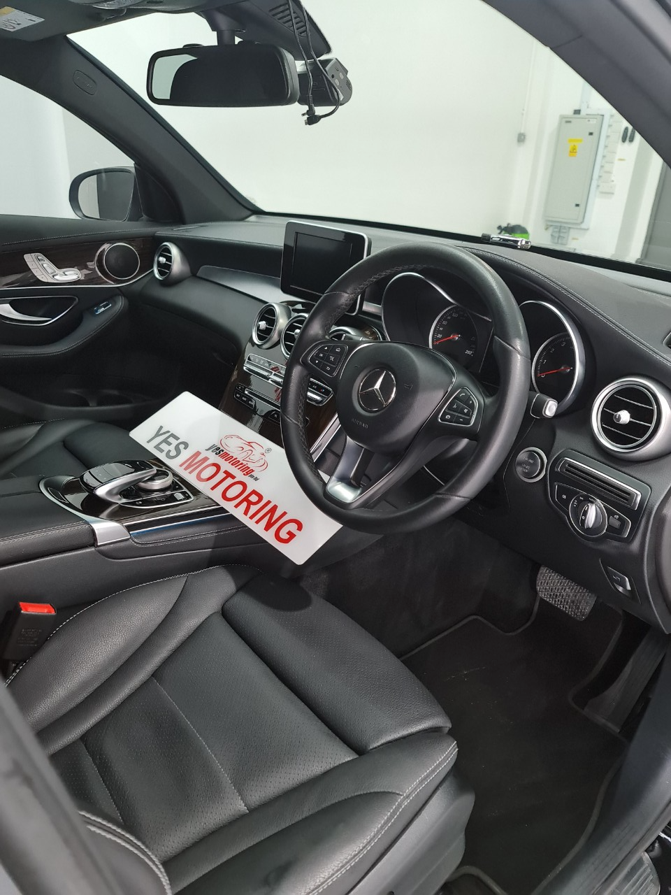 Mer Benz GLC250 4Matic Coupe AMG Line