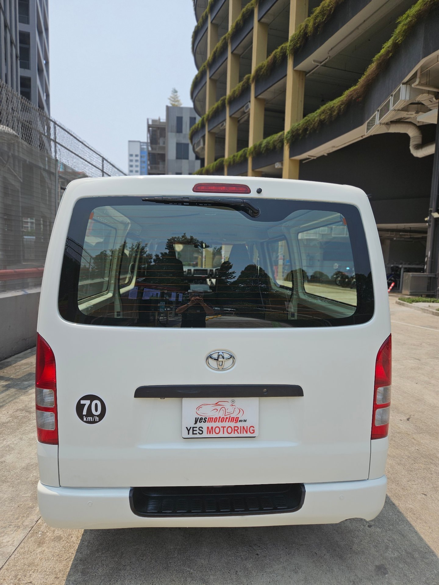 Toyota Hiace 3.0A DX (COE till 10/2030)