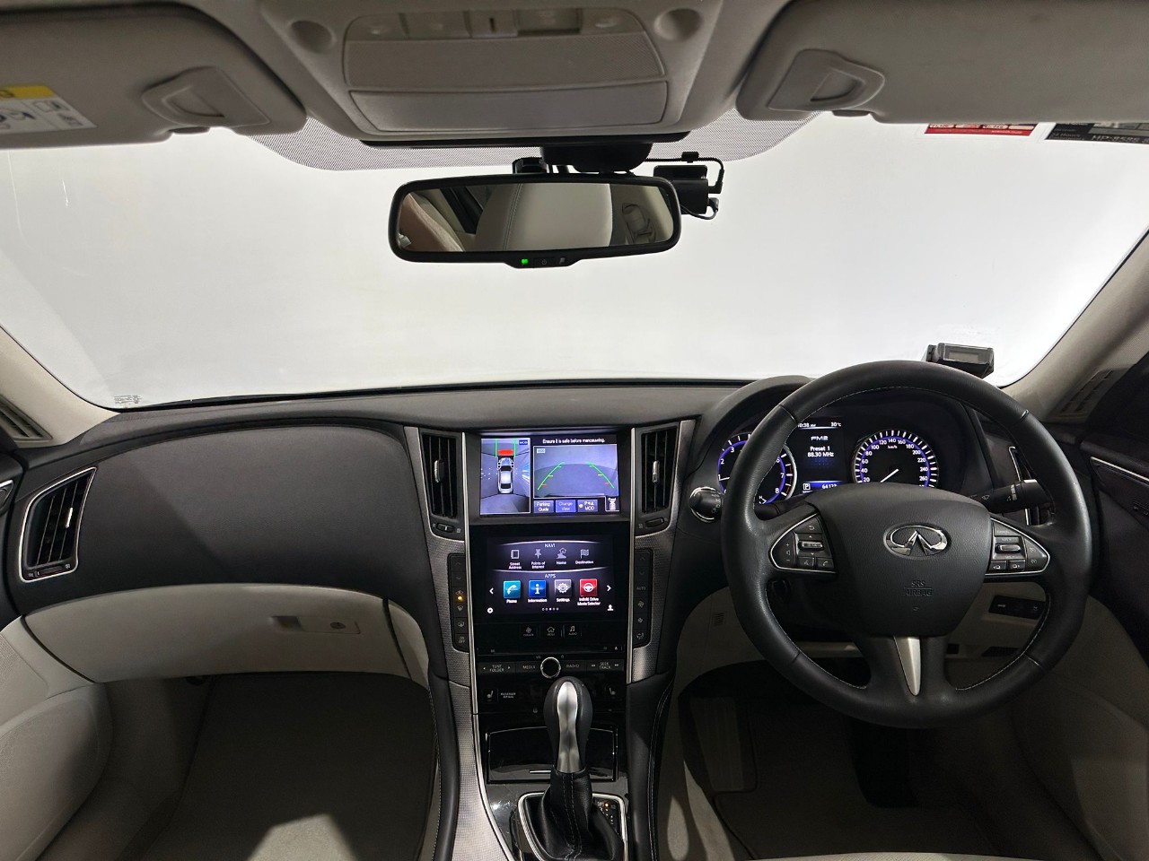 Infiniti Q50 2.0T Premium 