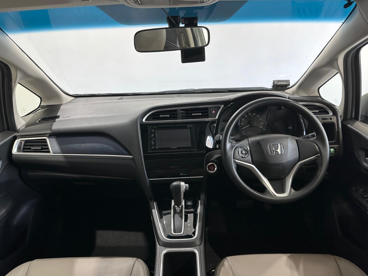 Honda Shuttle 1.5G CVT