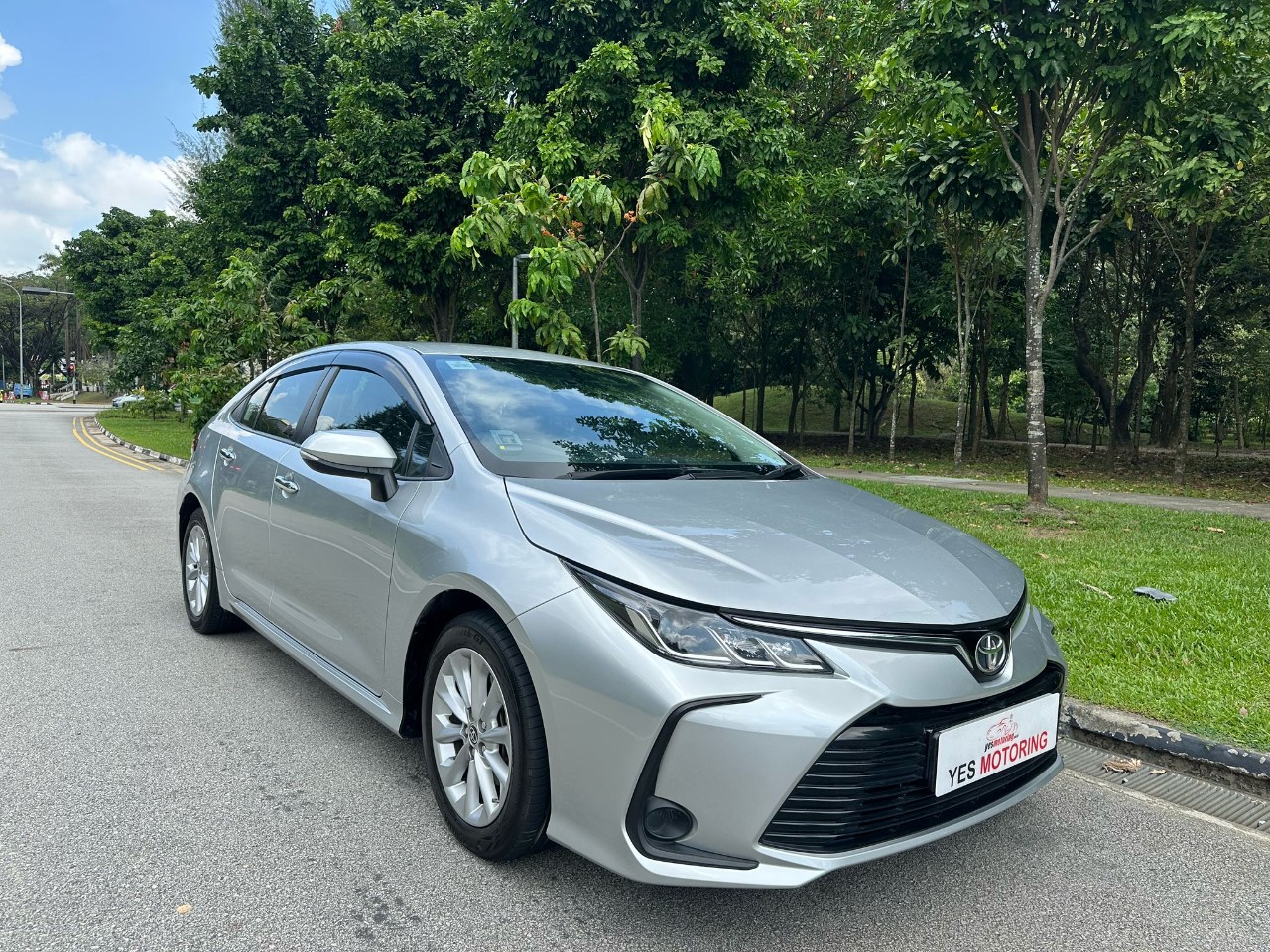 Toyota Corolla Altis 1.6A Standard 