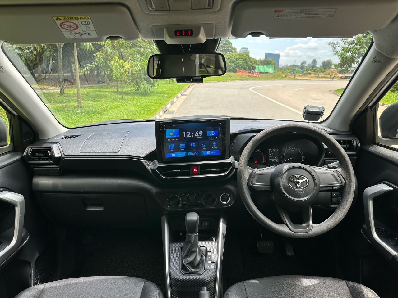 Toyota Raize 1.0A XS