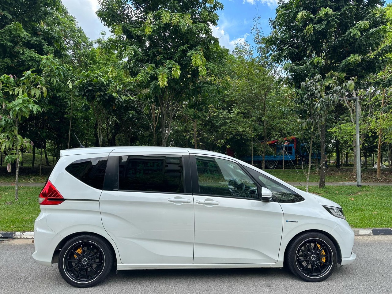 Honda Freed Hybrid 1.5A G 7- Seater