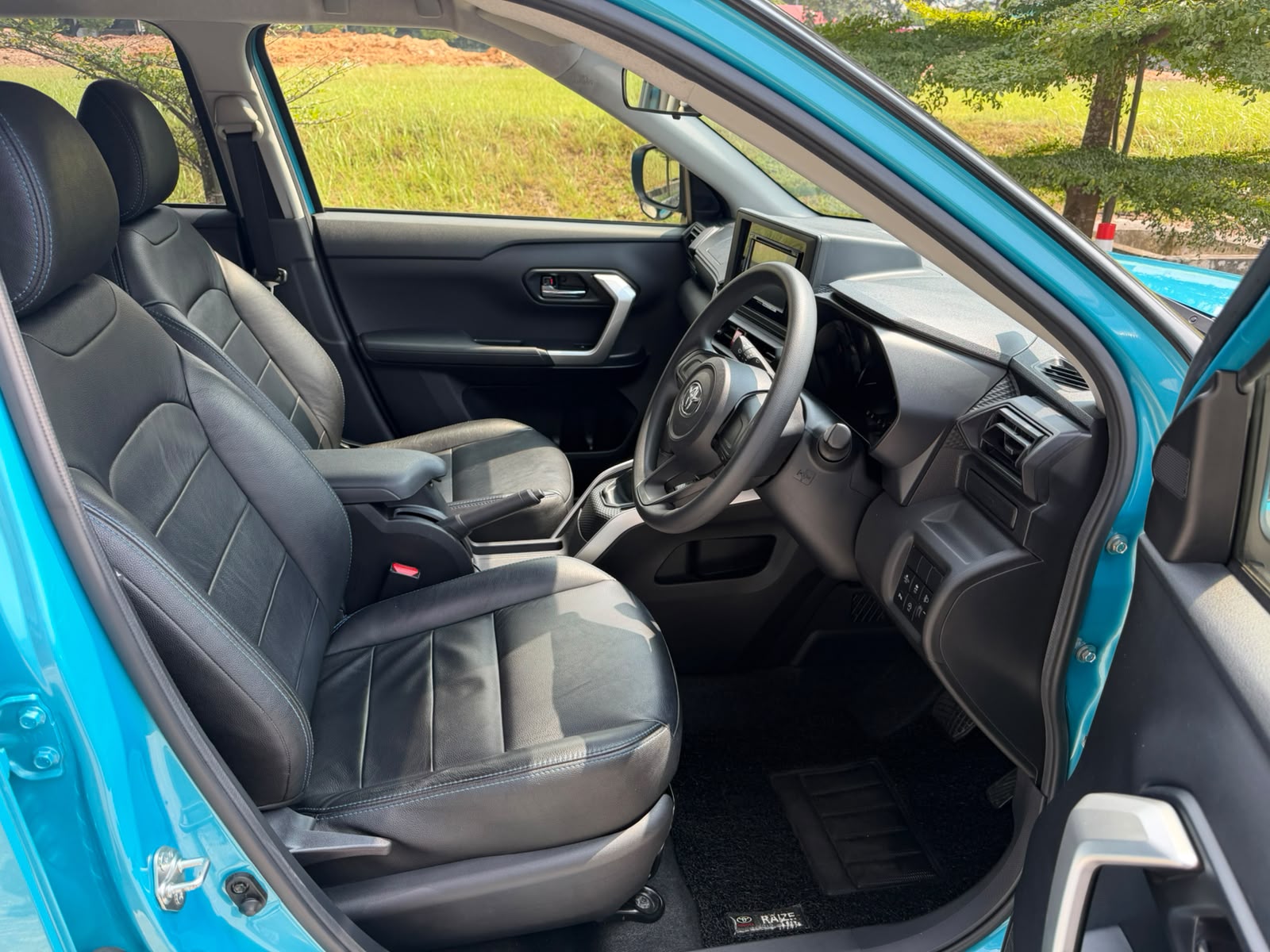Toyota Raize 1.0A XS
