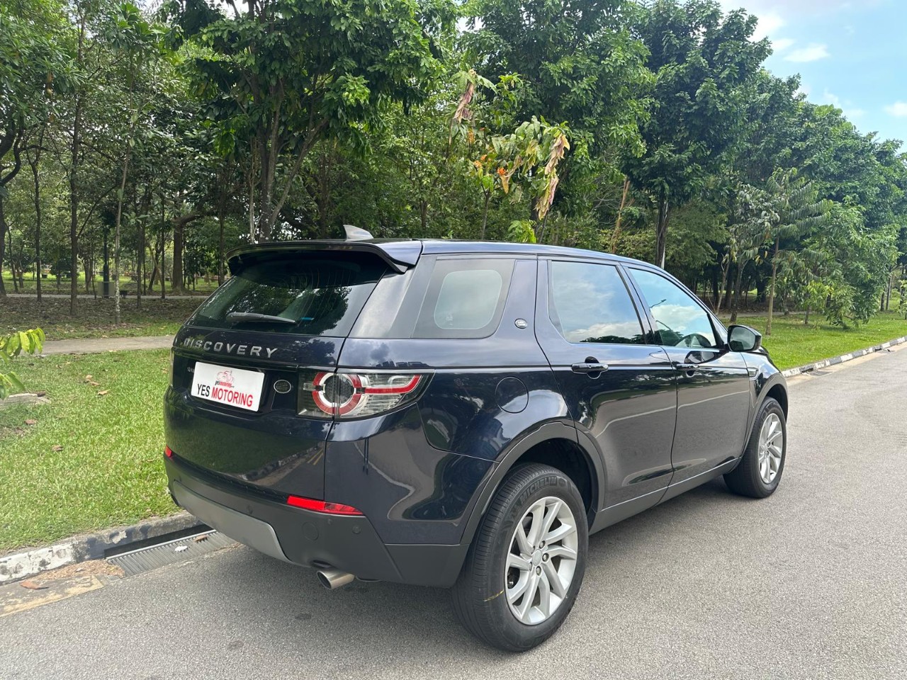 Discovery Black 
