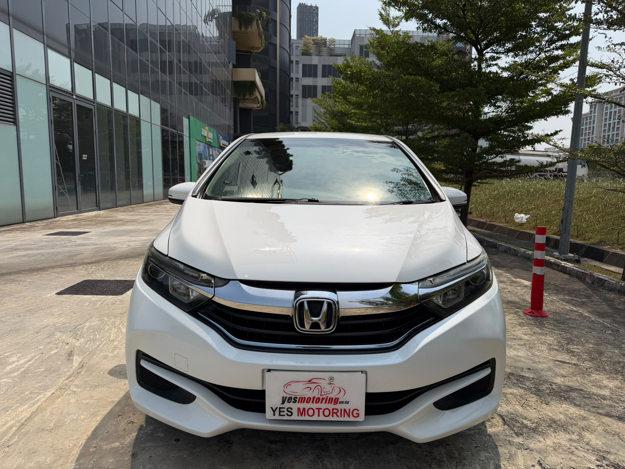 Honda Shuttle Hybrid 1.5A