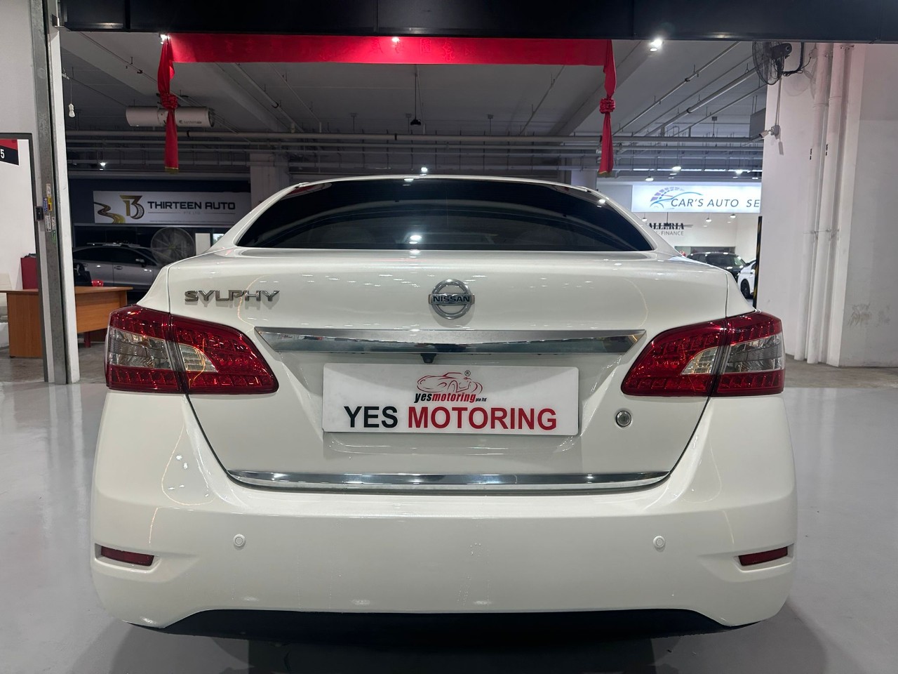 Nissan Slyphy 1.6A Premium 