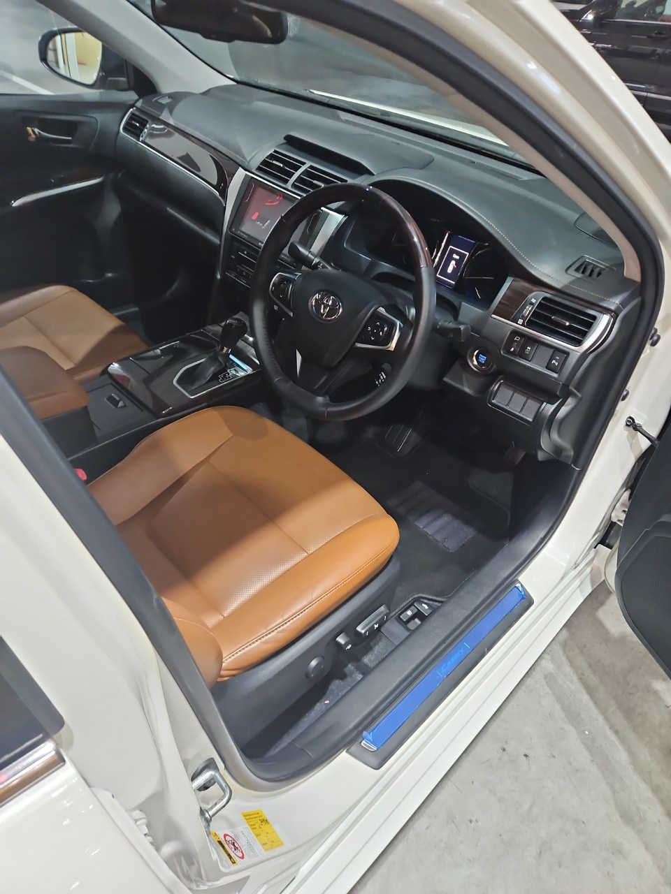 Toyota Camry 2.5A 
