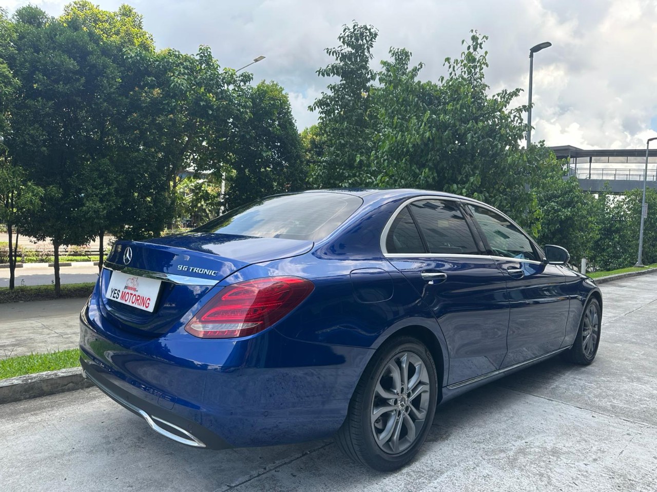 Mercedes-benz C180 