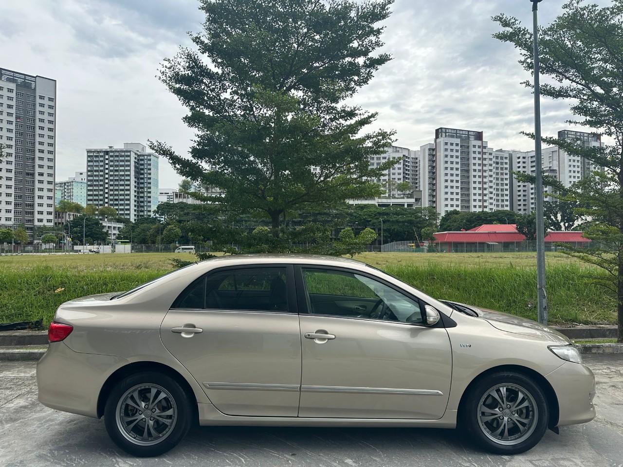 Toyota altis 1.6A COE till 31 October 2028