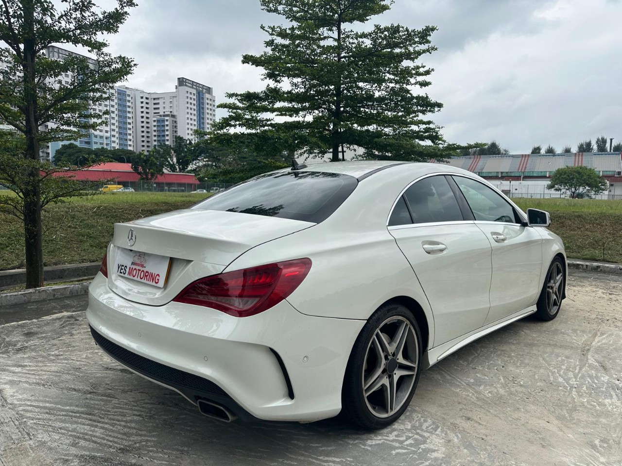 Mercedes-benz CLA200 AMG Line (COE till 12/2033)