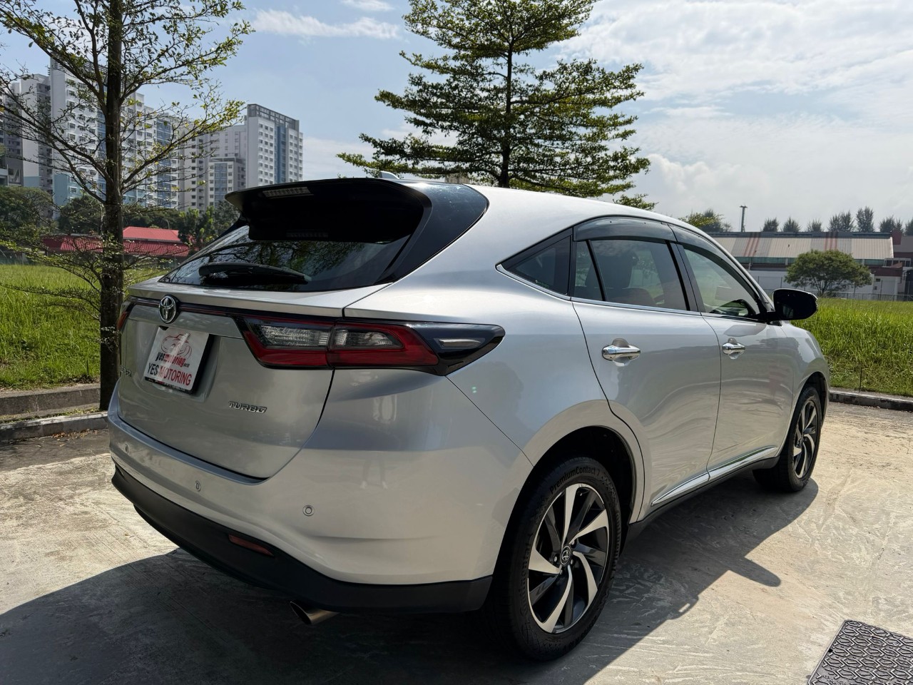 Toyota Harrier 2.0A M