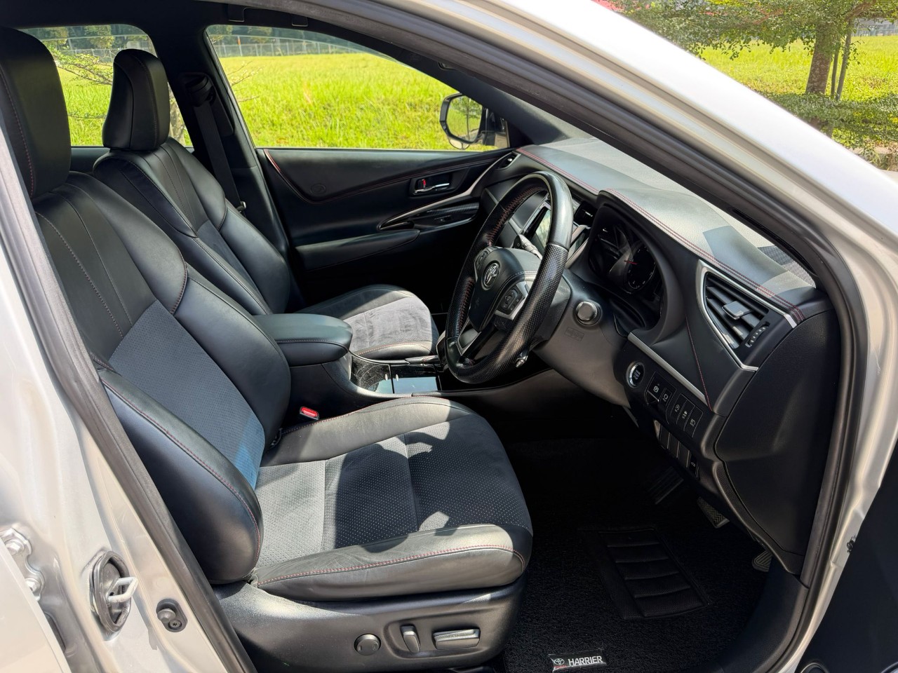 Toyota Harrier 2.0A M