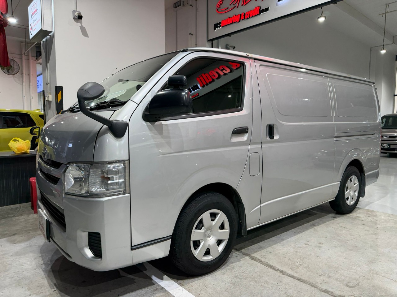 Toyota Hiace 3.0 M