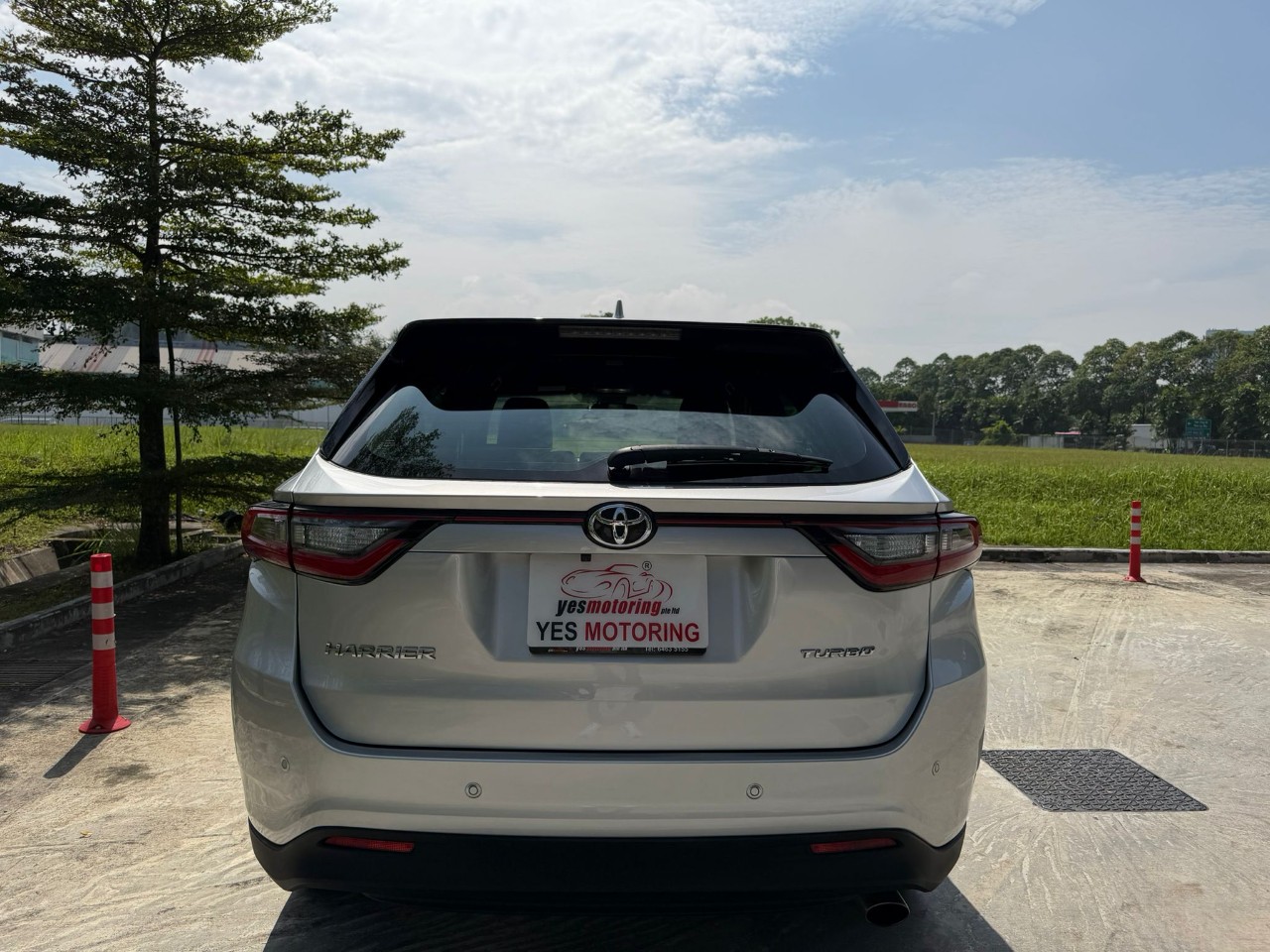Toyota Harrier 2.0A Turbo 