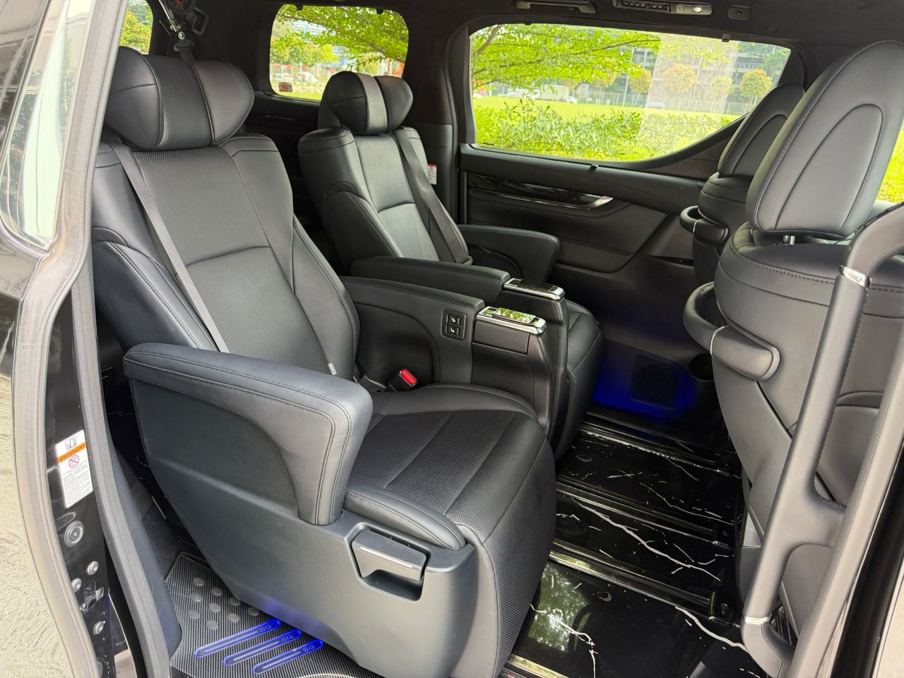 Toyota Alphard 2.5A S-C Package